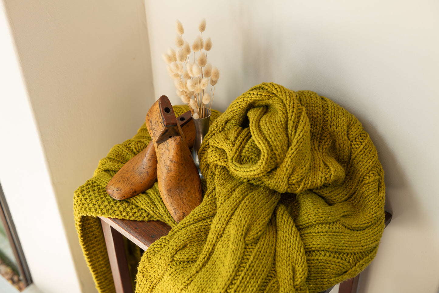 Traditional 100% Cotton Lime Chunky Cable-knit Throw