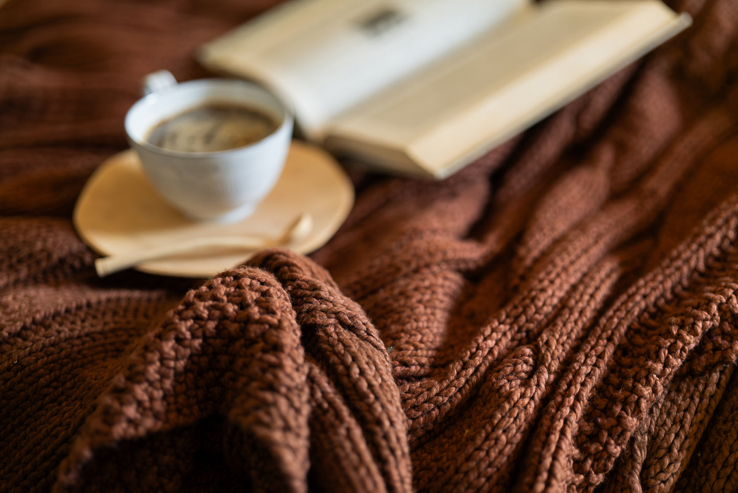 Traditional 100% Cotton Walnut Chunky-knit Throw