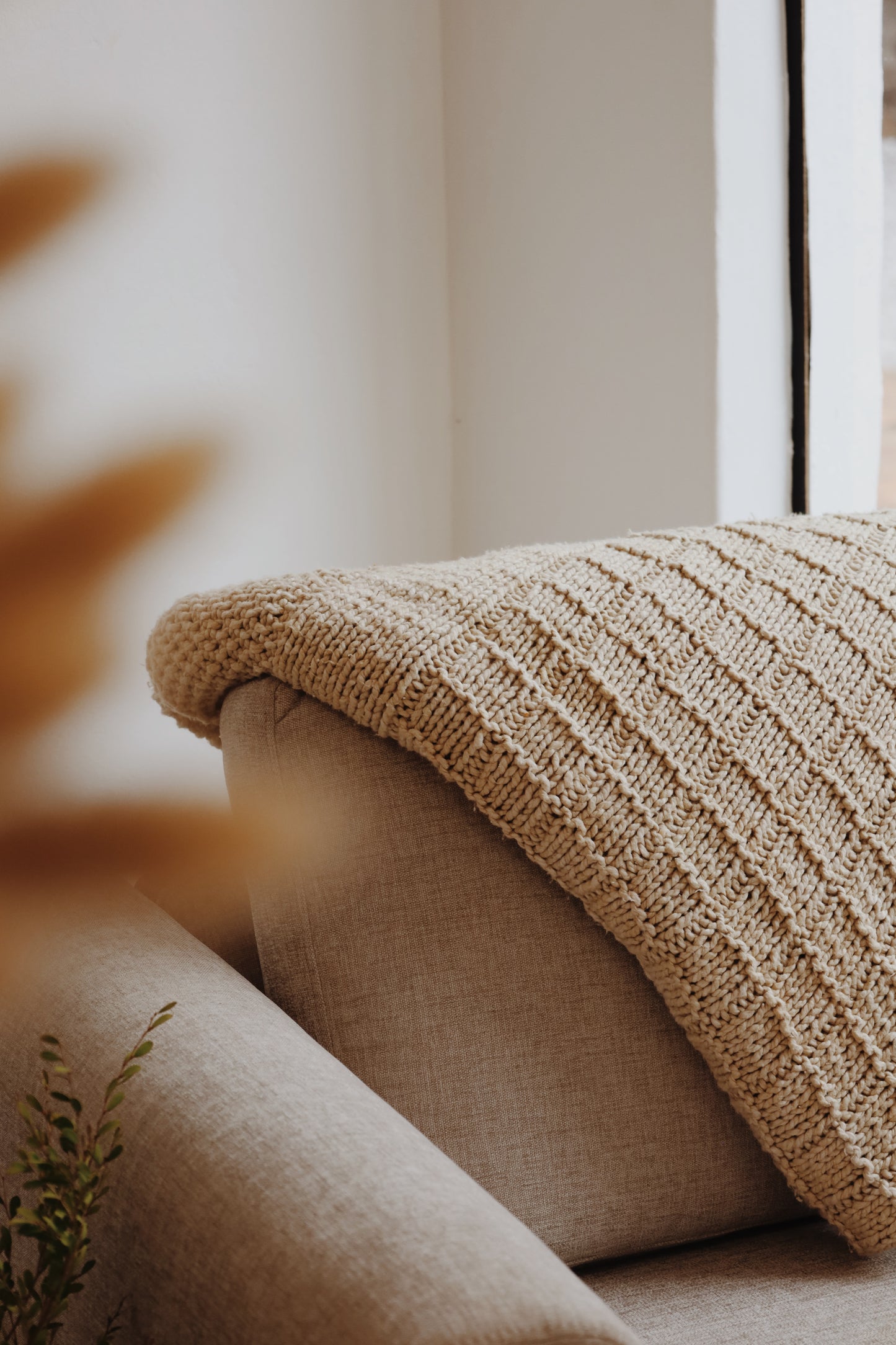 Traditional 100% Cotton Fawn Checker Weave Throw