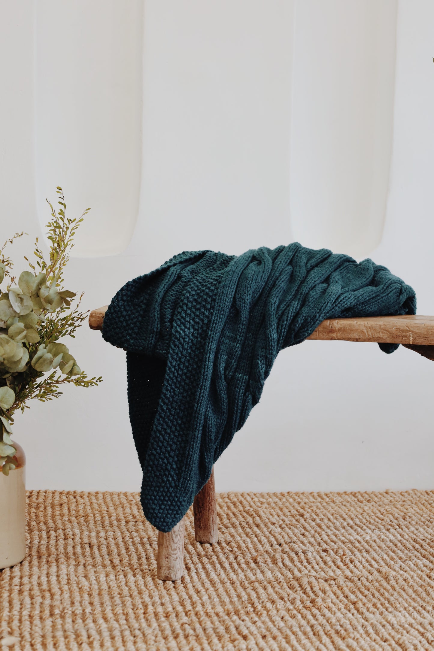 Traditional 100% Cotton Peacock Blue Chunky-knit Throw