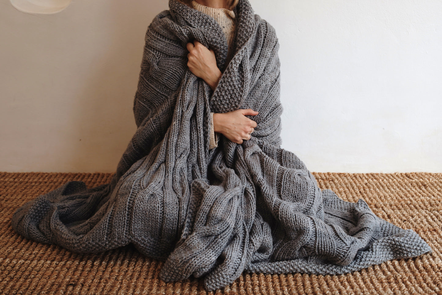 Traditional 100% Cotton Smokey Chunky Cable-knit Throw