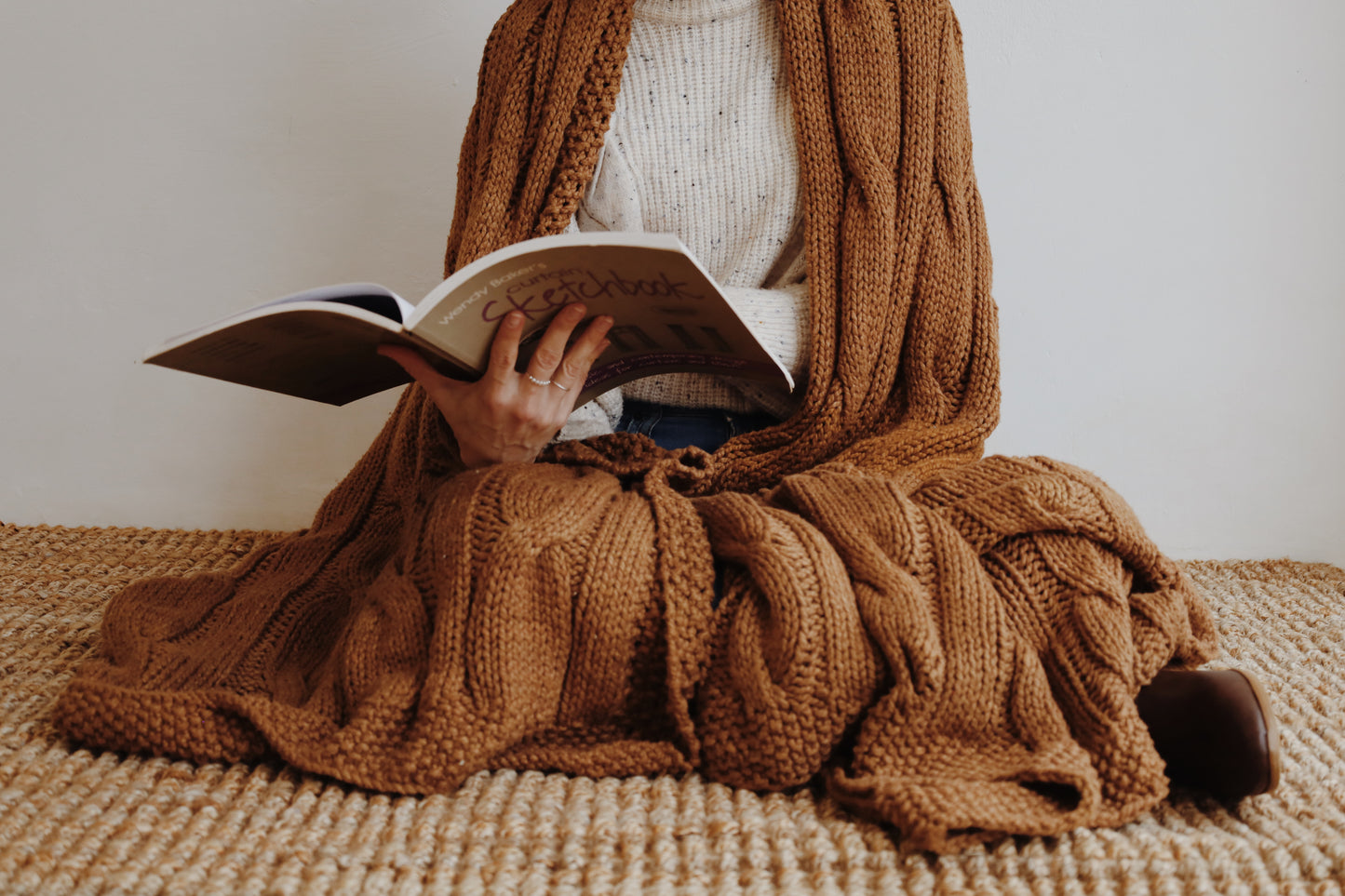Traditional 100% Cotton Mocha Chunky Cable-knit Throw