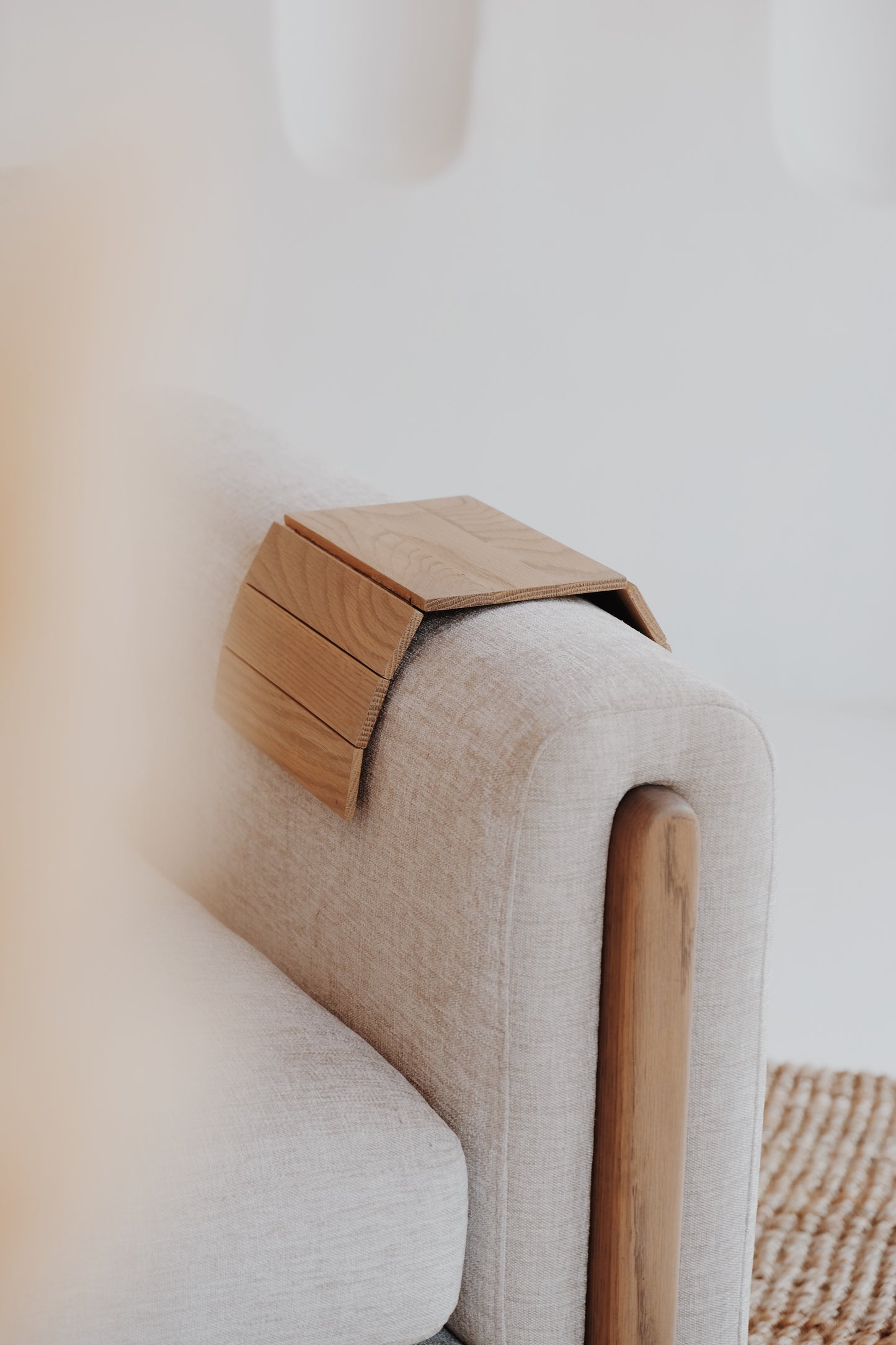 Armrest Tray in Olive Grey
