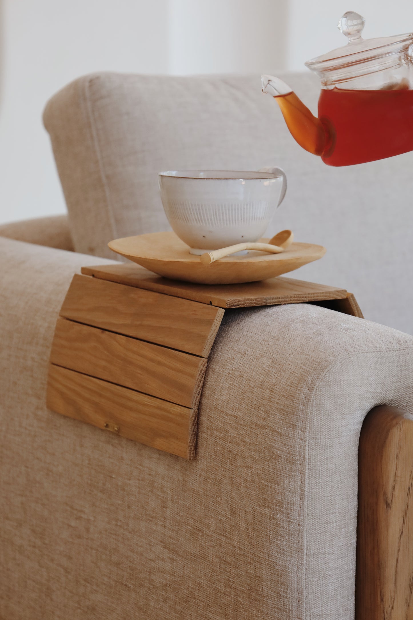 Armrest Tray in Olive Grey