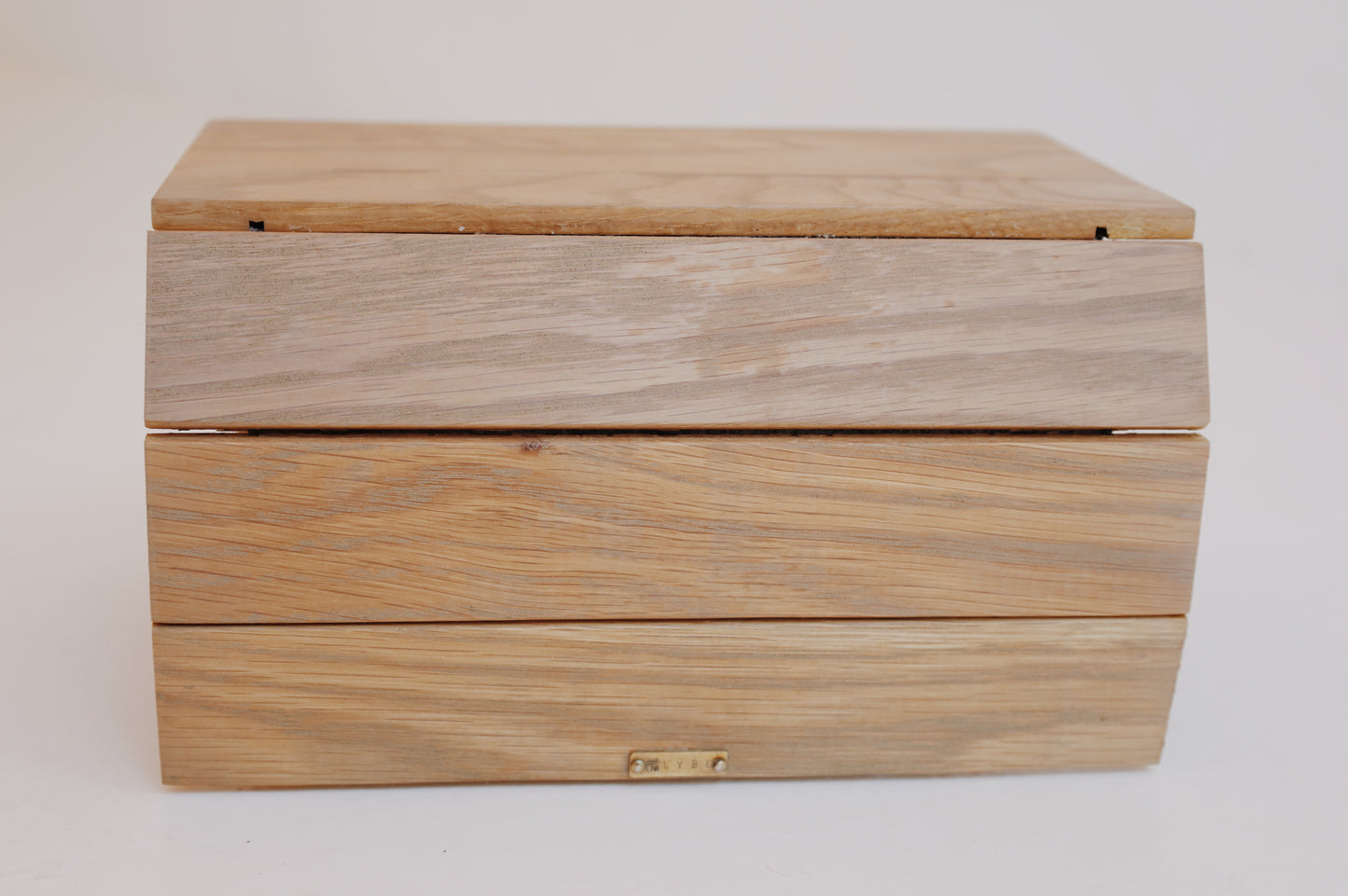 Armrest Tray in Olive Grey