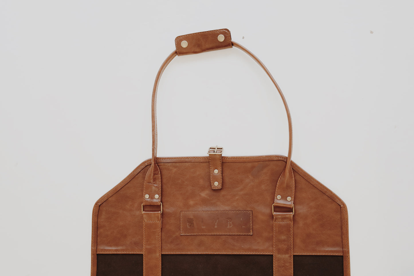 LYBL Leather & Canvas LogLift, in Wild-olive