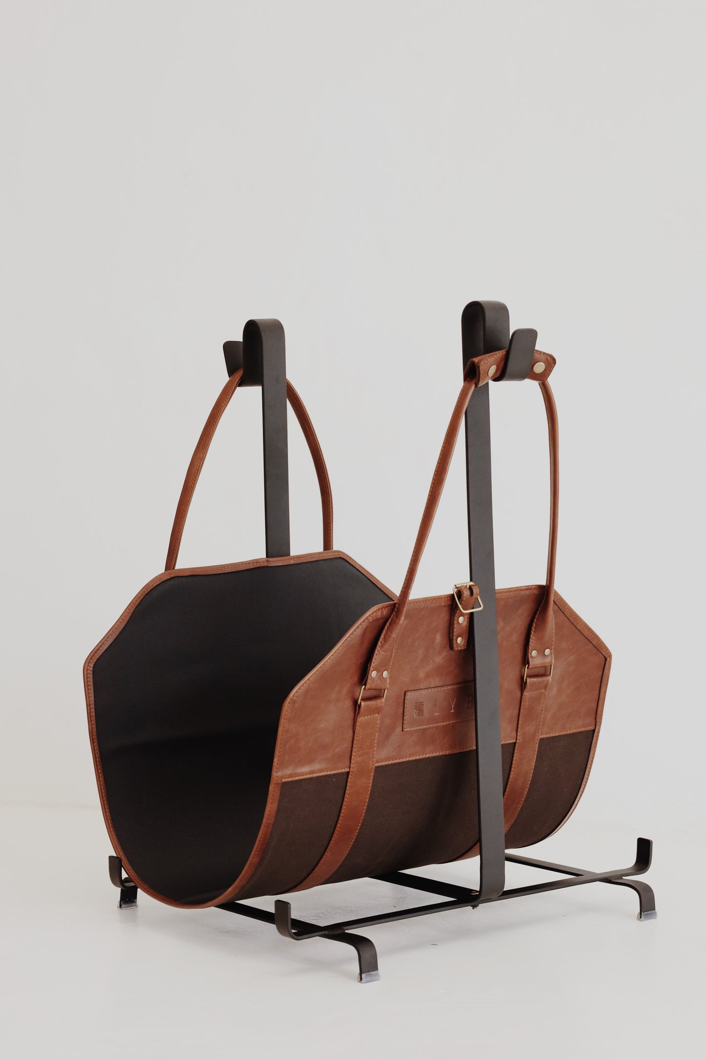LYBL Leather & Canvas LogLift, in Wild-olive