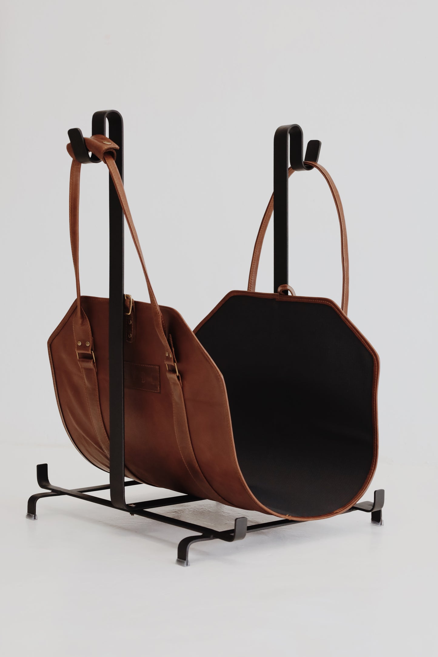 LYBL Leather LogLift, in Walnut