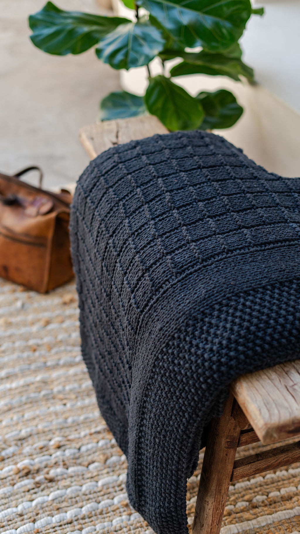 Traditional 100% Cotton Charcoal Checker Weave Throw