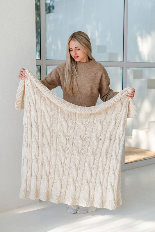 Traditional 100% Cotton Oatmeal Chunky Cable-knit Throw